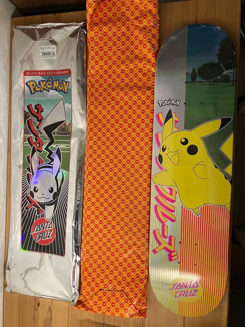 Santa Cruz ポケモン スケートボード　ピカチュウ　ゲンガー2枚セット