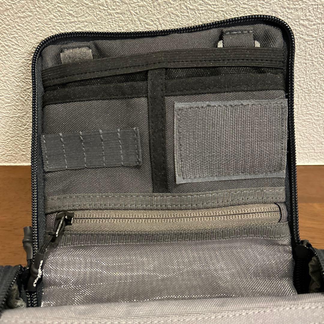 美品　BEAMS GOLF グレー ポーチ
