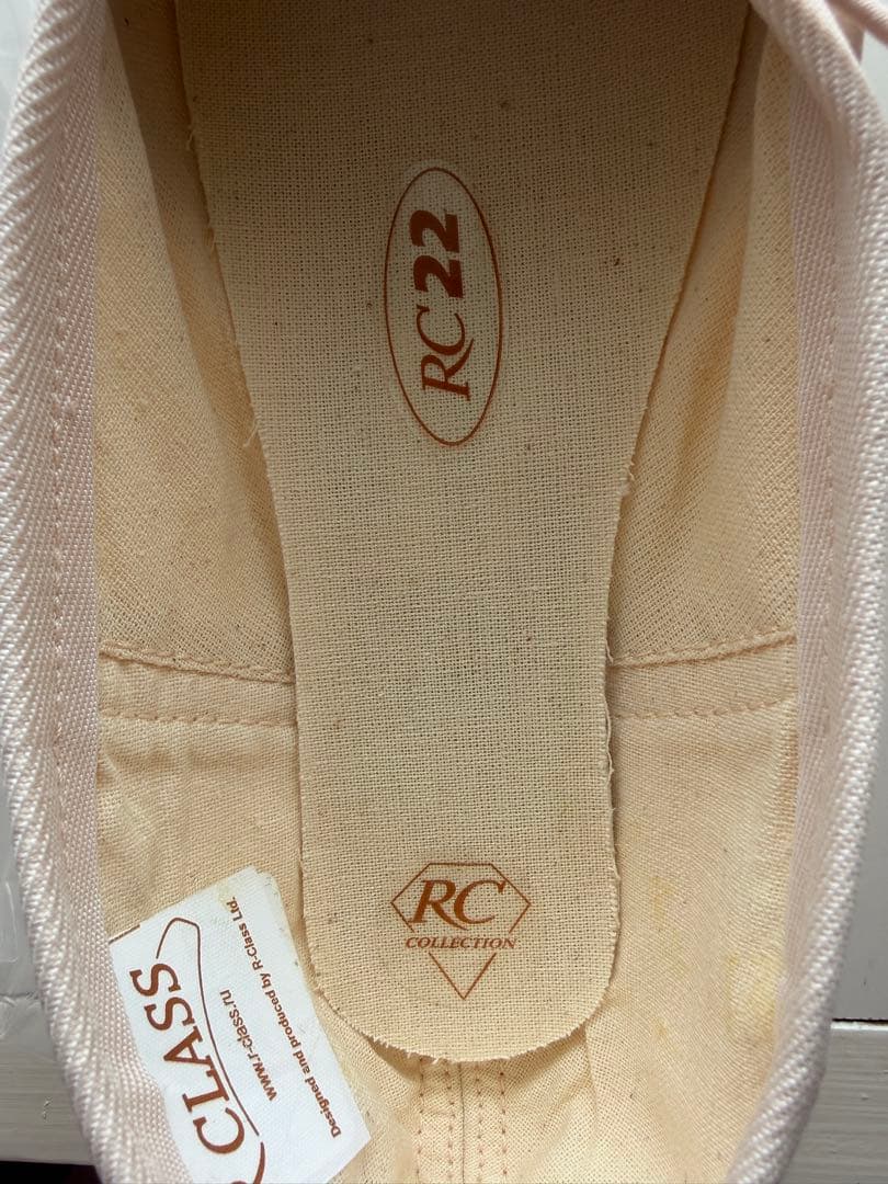 新品未使用ポアントRクラスRC-22 24.0 W2 現行販売品リボン付き W2