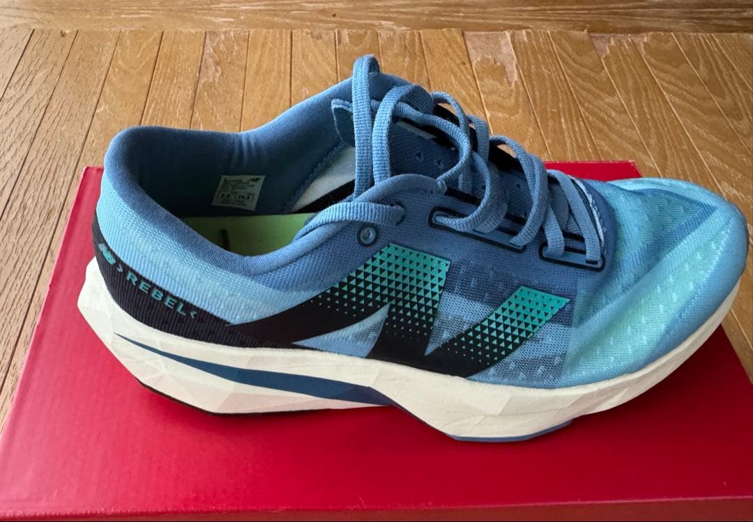 スパイク・シューズ New Balance FuelCell Rebel v4 (26.5cm)