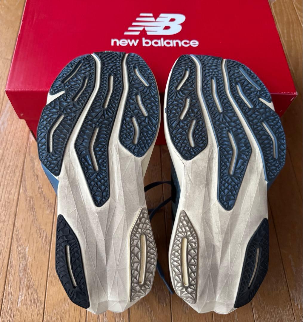 スパイク・シューズ New Balance FuelCell Rebel v4 (26.5cm)