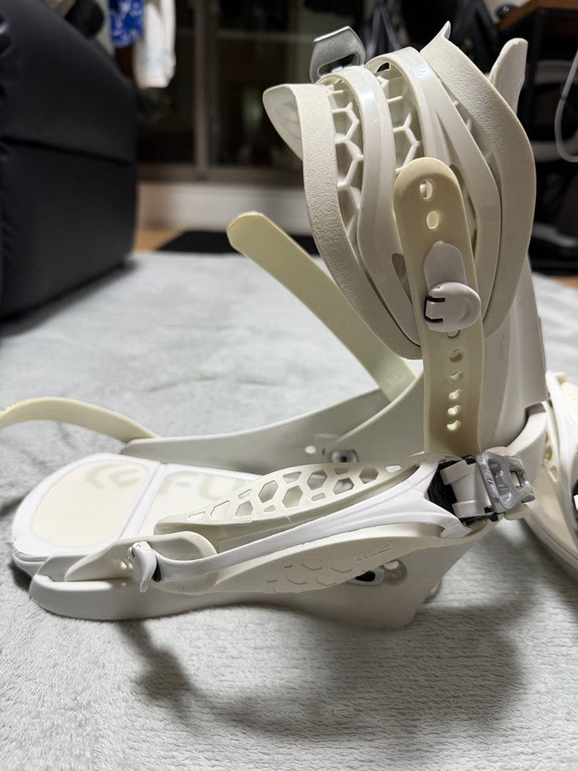 FLUX XF ホワイト ビンディング Mサイズ