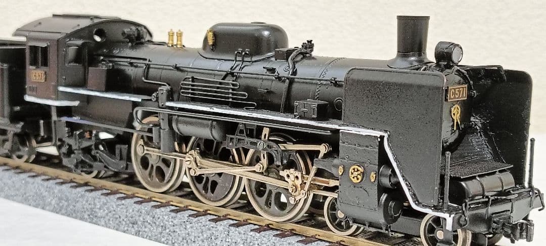 HO、 アダチ Ｃ57蒸気機関車、モーター交換、メンテナンス済