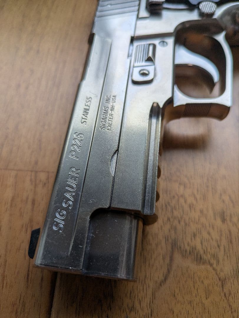東京マルイ SIG SAUER P226 ハンドガン ステンレス