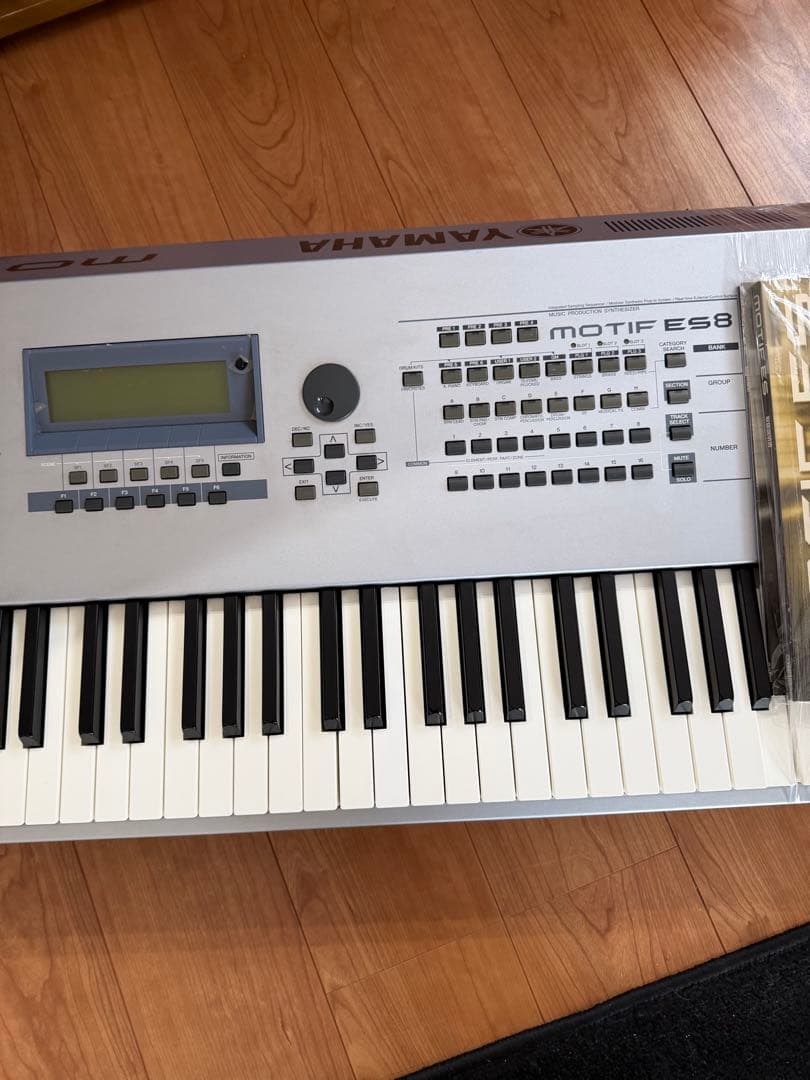 鍵盤楽器 YAMAHA MOTIF ES8