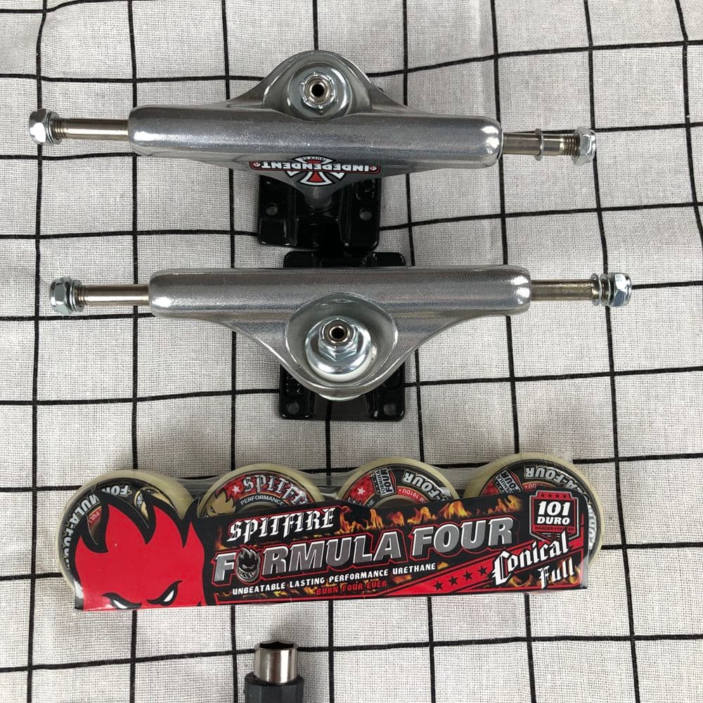 大人気 スケボー デッキデッキ セット 8.0