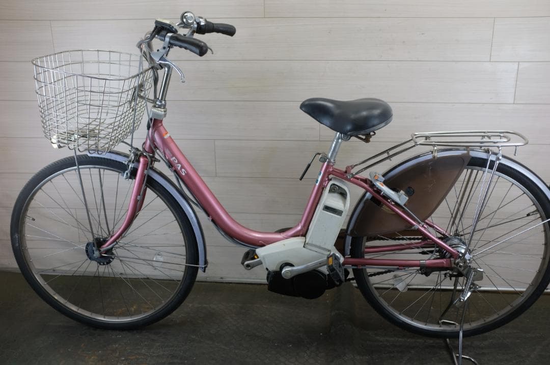 電動自転車 ヤマハPAS　26インチ3段8.1Ah（4点灯）充電器あり