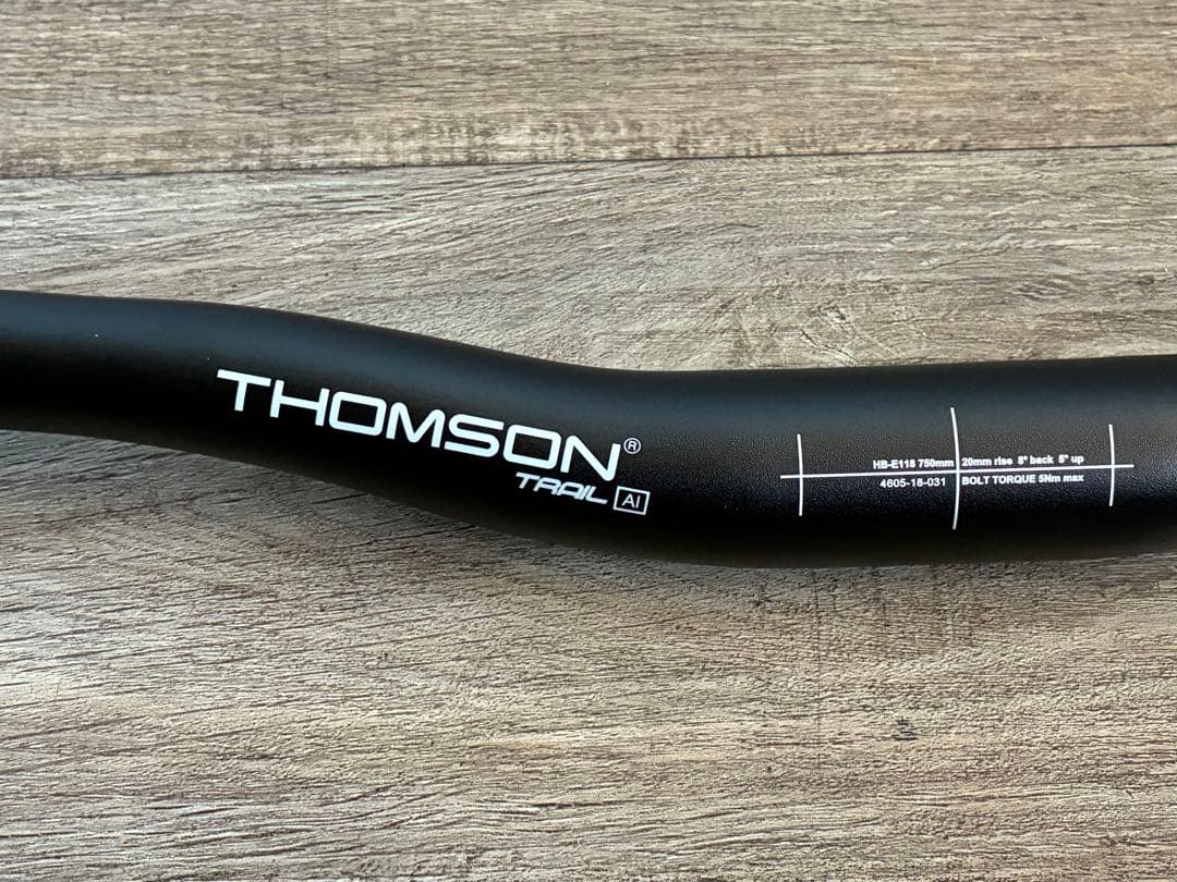 THOMSON トムソン TRAIL AL ライザーバー 750mm 31.8