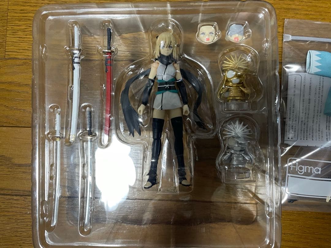 figma 521-DX セイバー/沖田総司　FGO