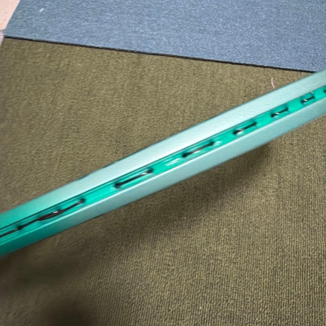 13番YONEX UL-0 テニスラケット 青緑色