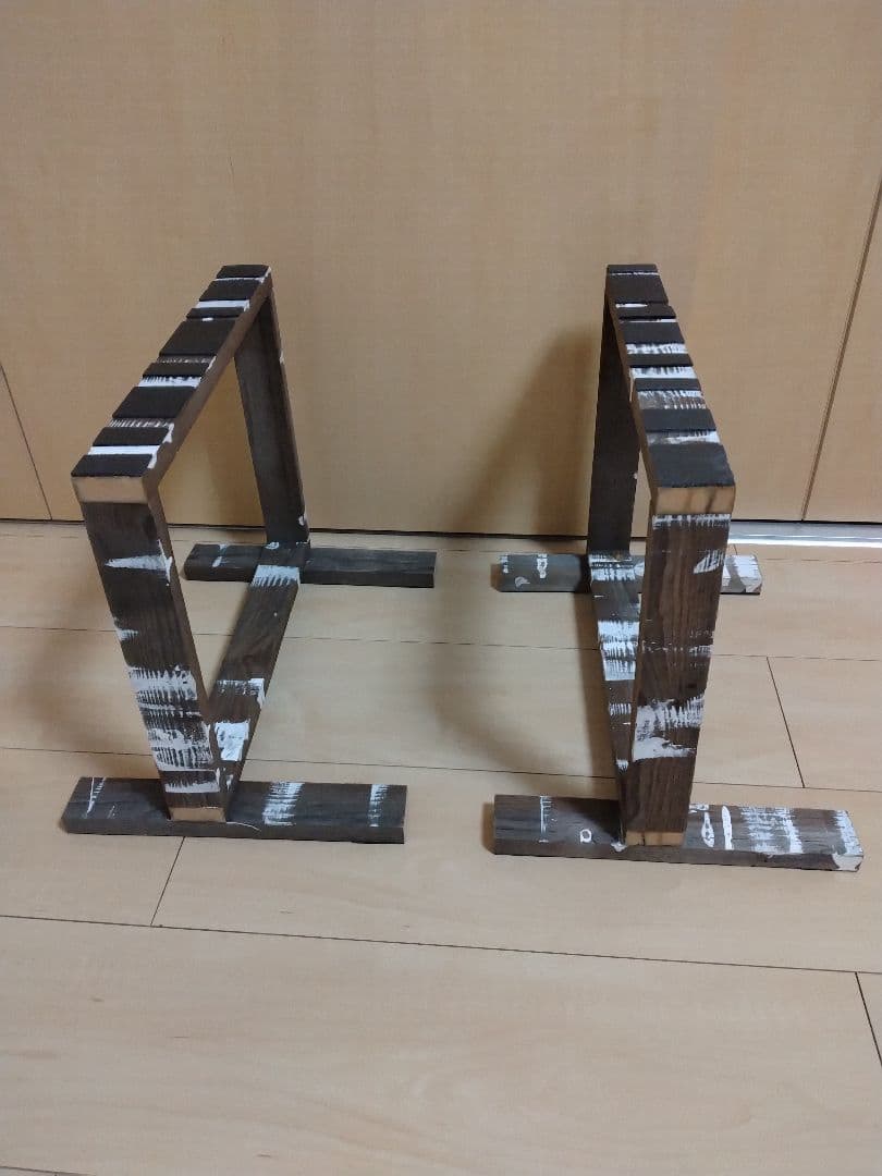 サーフボードスタンド　木製