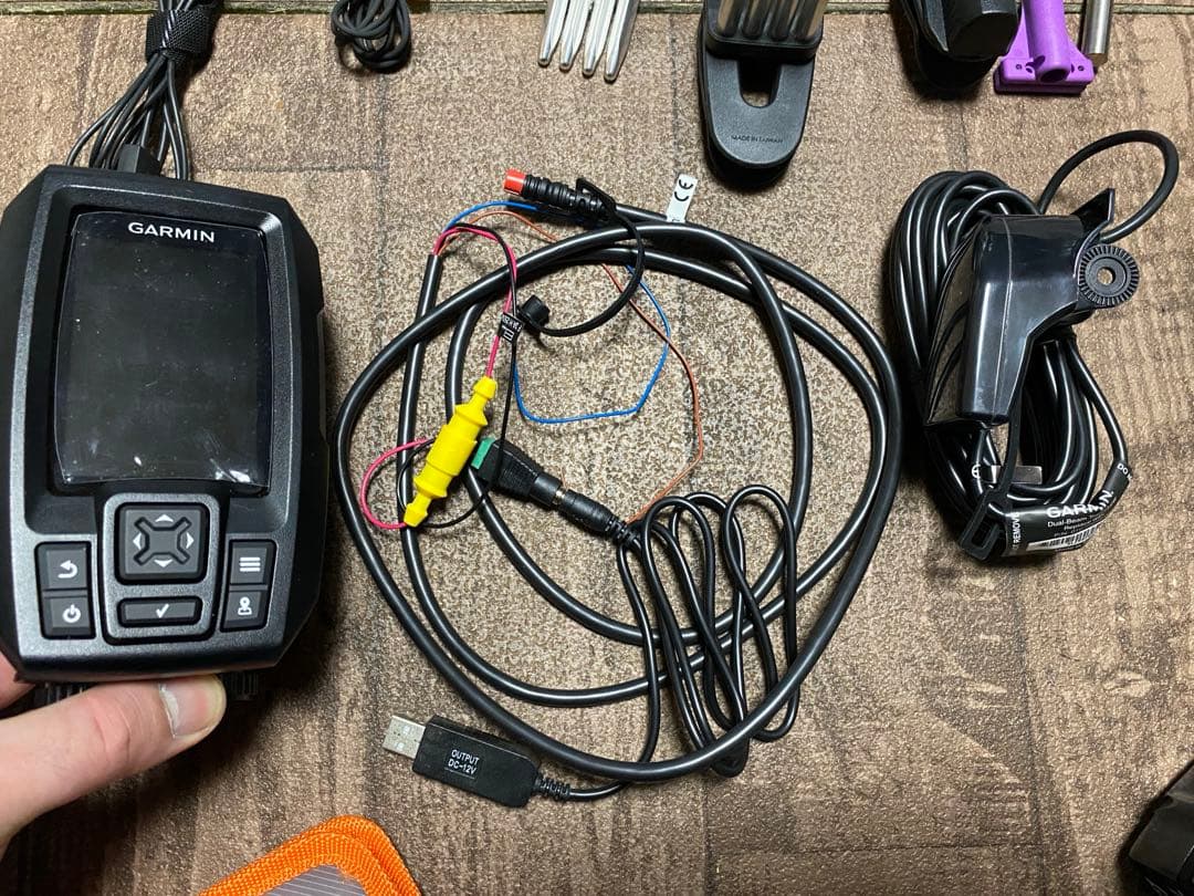 ワカサギ　電動リール　魚群探知機　まとめて