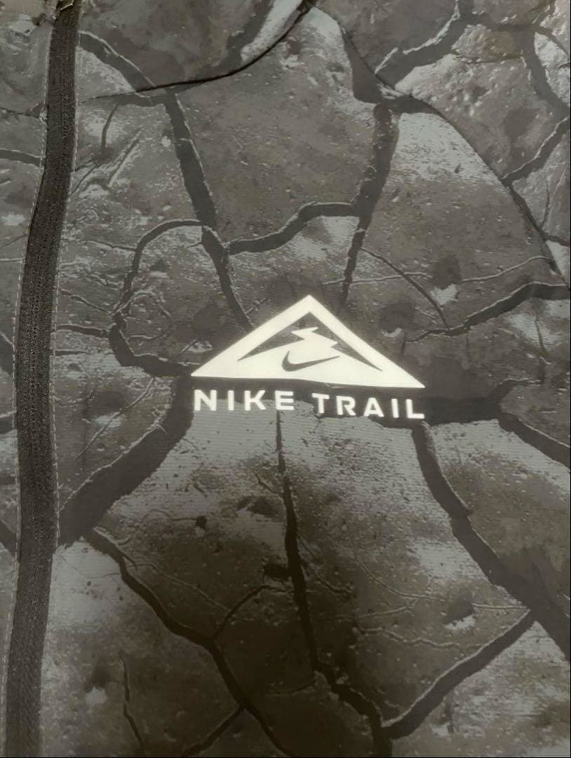 NIKEトレイル フーディ ジャケット s サイズ