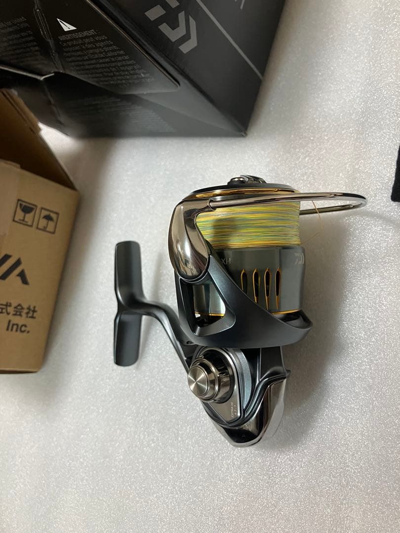 23エアリティ LT2500S-XH スピニングリール