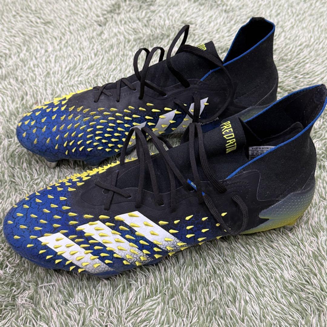 レア　adidas プレデター　フリーク.1 sg