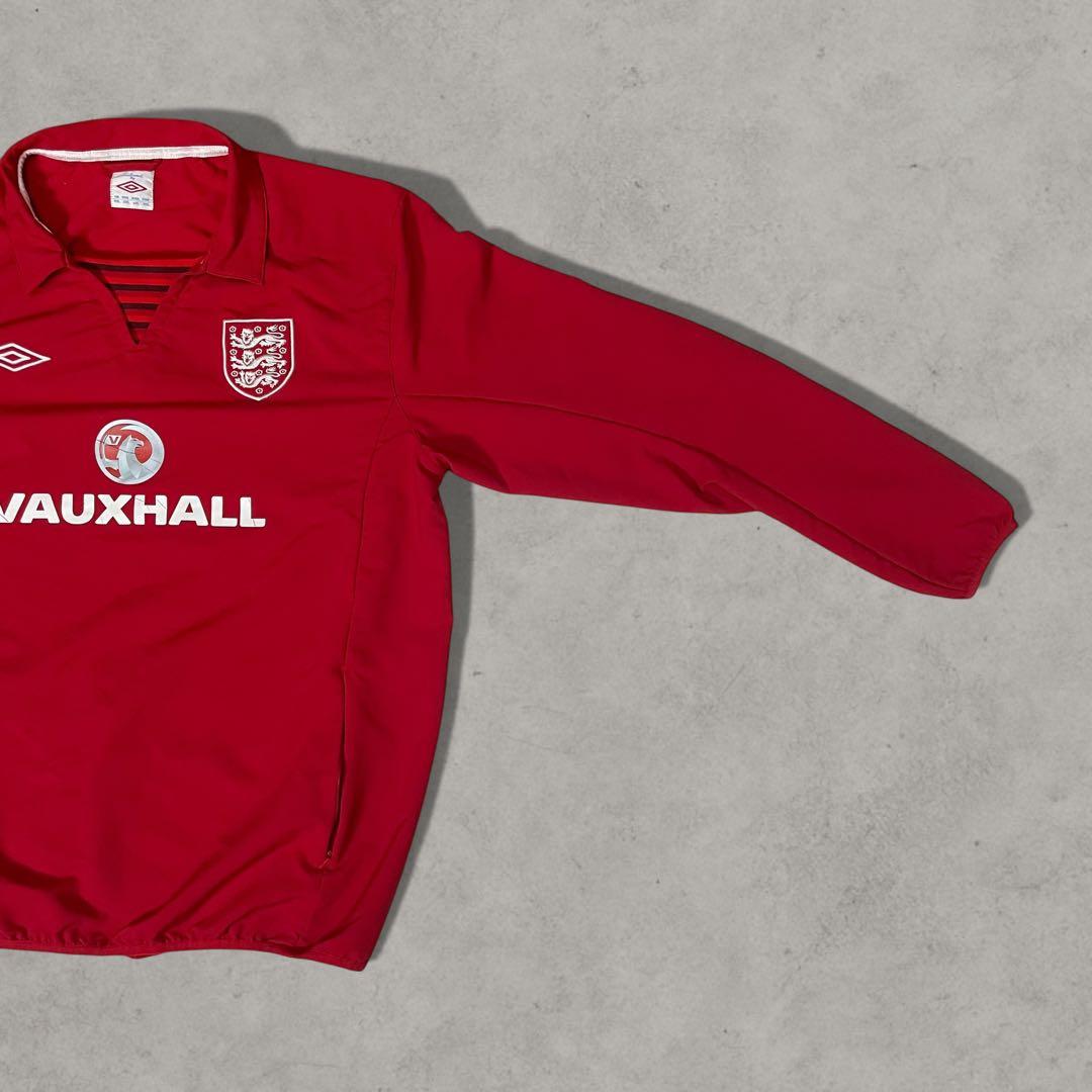 Umbro イングランド代表 ウォームアッププルオーバー刺繍ロゴ XXL 赤