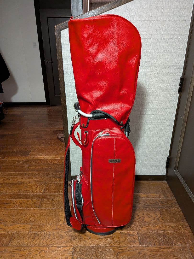 【極美品/お洒落】ゴルフバッグ スタンド式　キャディーバッグ　AXEL レザー
