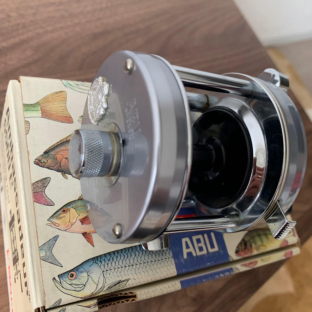 ABU Ambassadeur 5500 C ベイトリール83年製ブルー