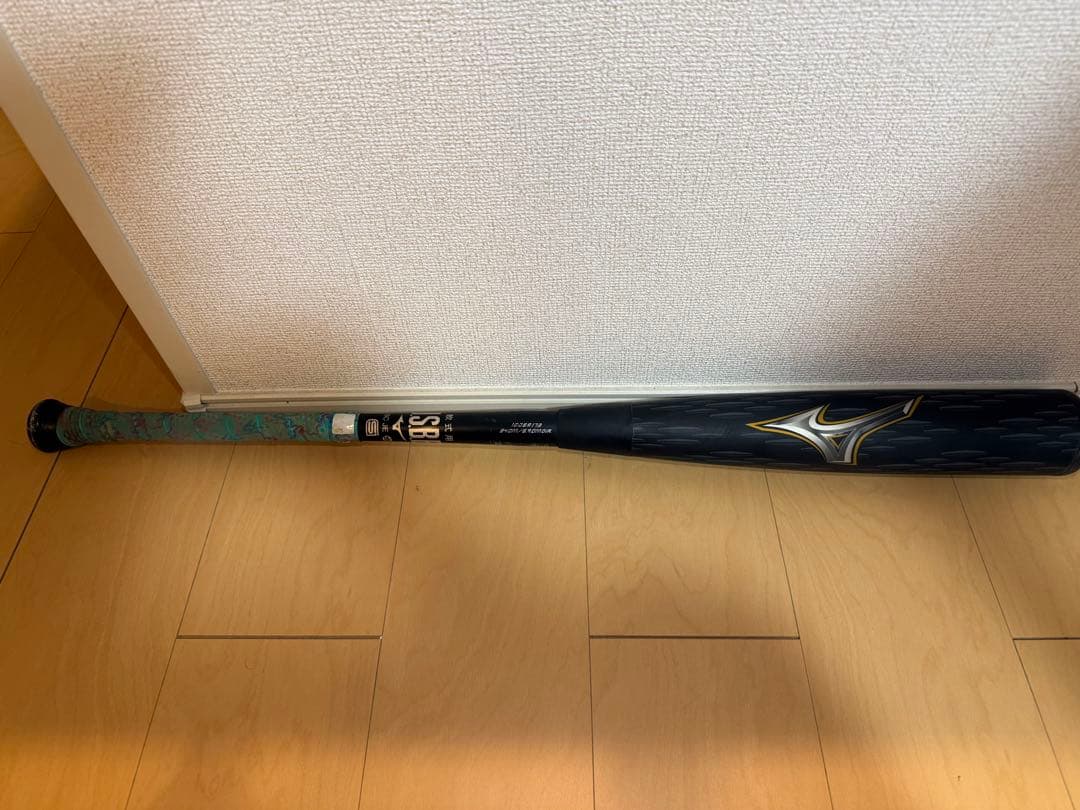 ミズノ 軟式用バット ビヨンドマックスレガシーメタル84cm