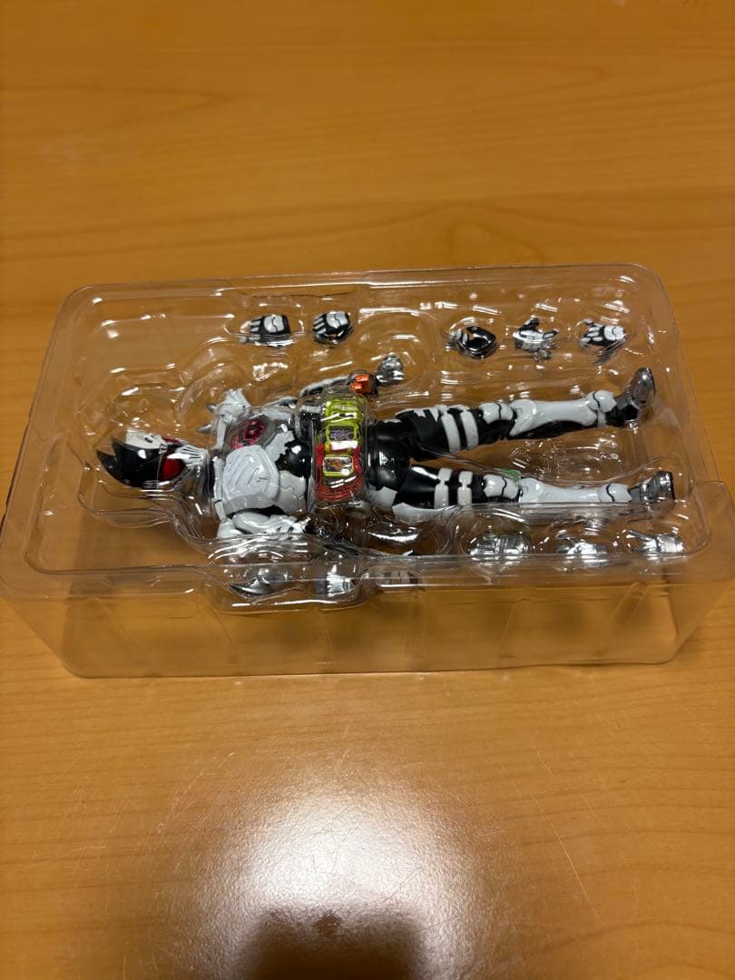 S.H.Figuarts 仮面ライダーゲンム　ゾンビゲーマー