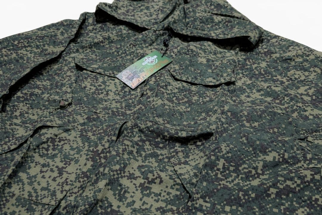 【新品】ロシア軍　デジタルフローラ　パルチザンスーツ 上下セット　M〜Lサイズ