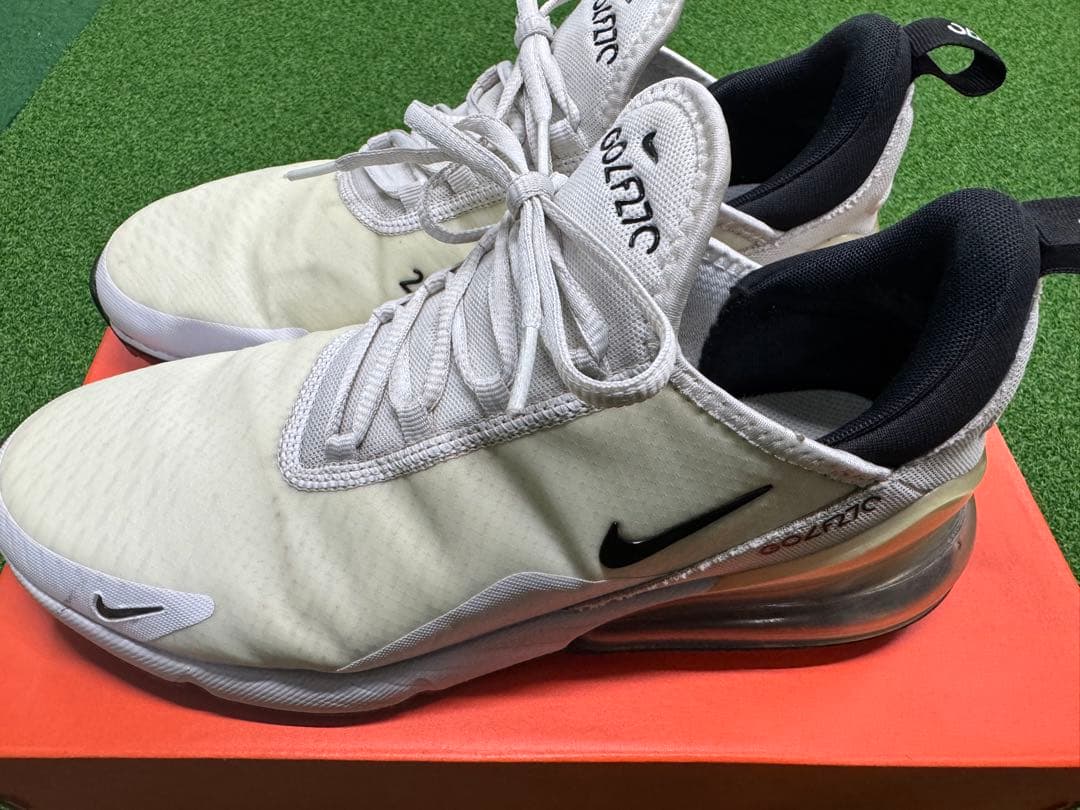 ナイキゴルフシューズ　Air Max 270Gゴルフシューズ