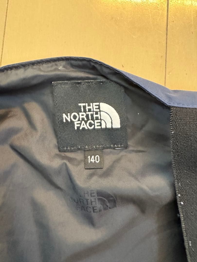 お得！THE NORTH FACE スキーウェアセット　140