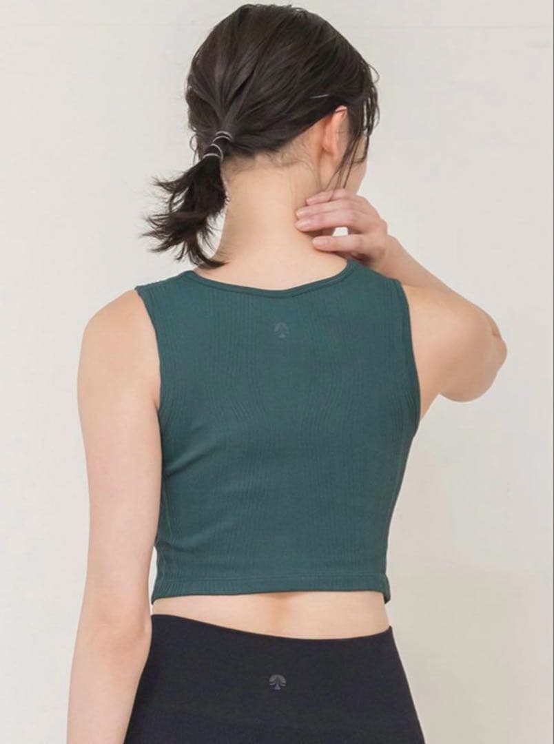 sukala スカーラ ウエーブリブアクティブタンクトップ ブラトップ