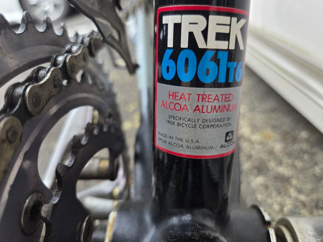 高性能TREK 1100 ロードバイク