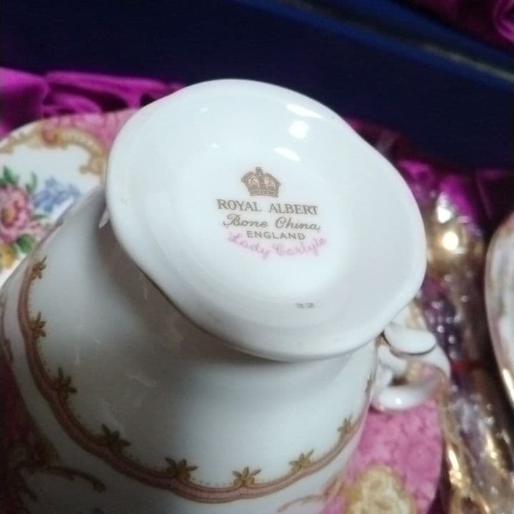   ✨英国✨２客セット✨未使用保管品✨専用BOX留め金付き
