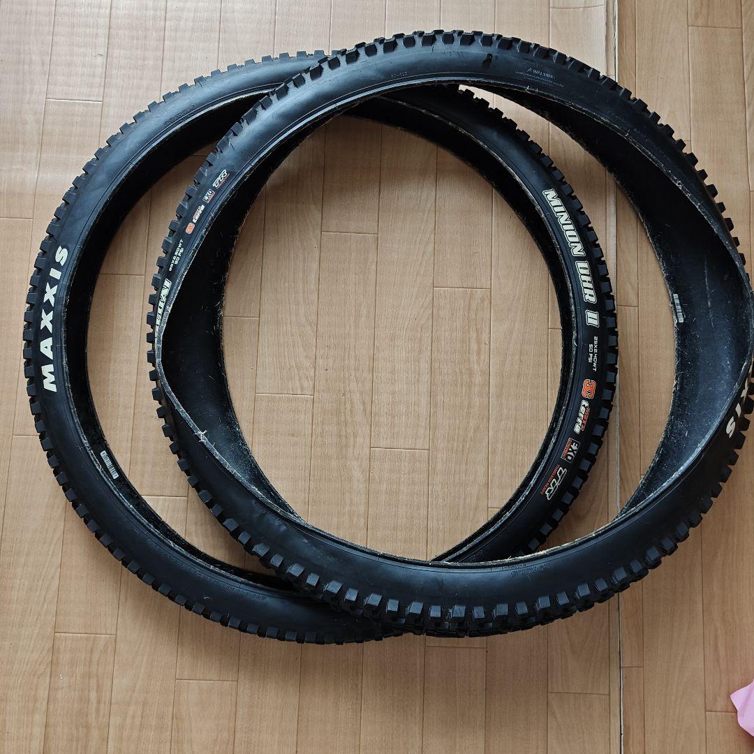 MAXXIS ASSAULT チューブラータイヤ