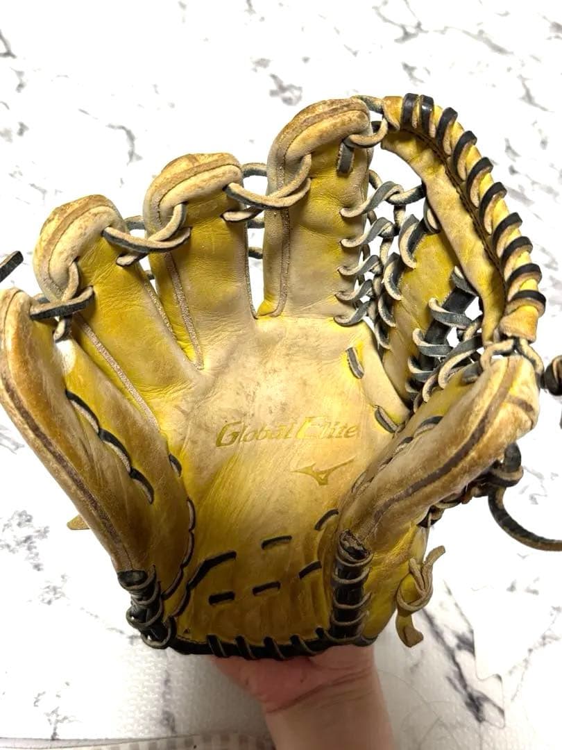 限定カラー左外野用グローバルエリート　 手入れしてから発送いたします！