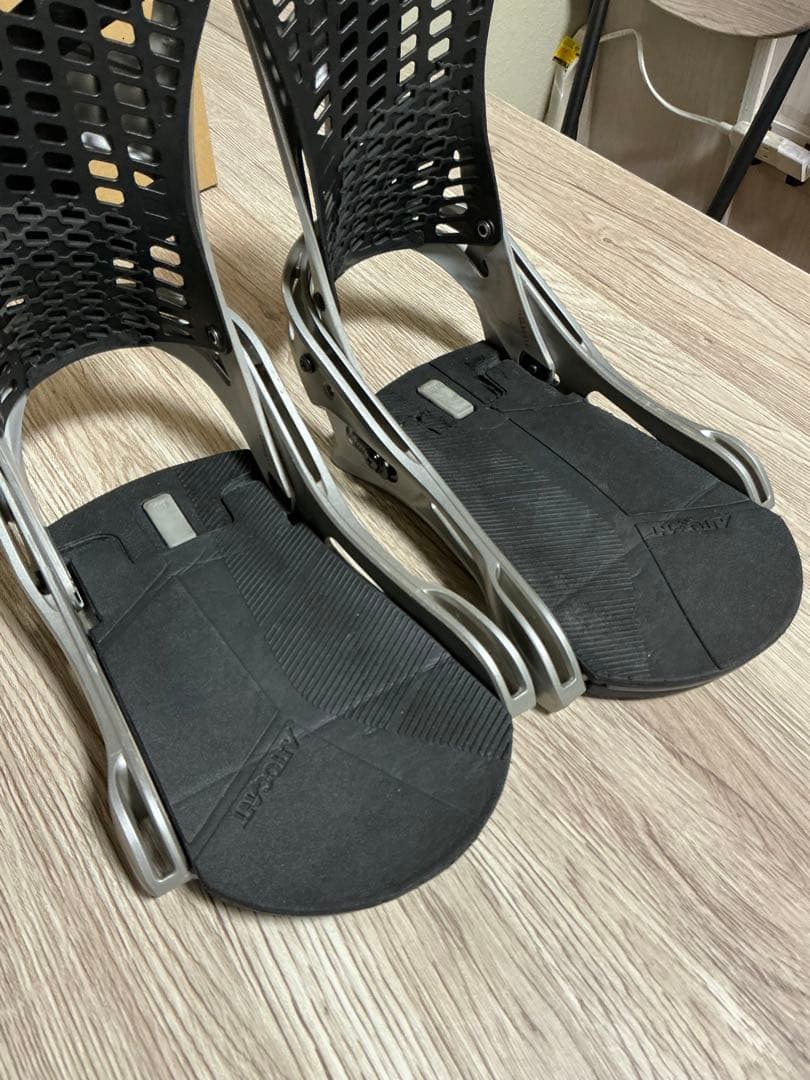 BURTON Genesis re:flex ビンディング　M ベース