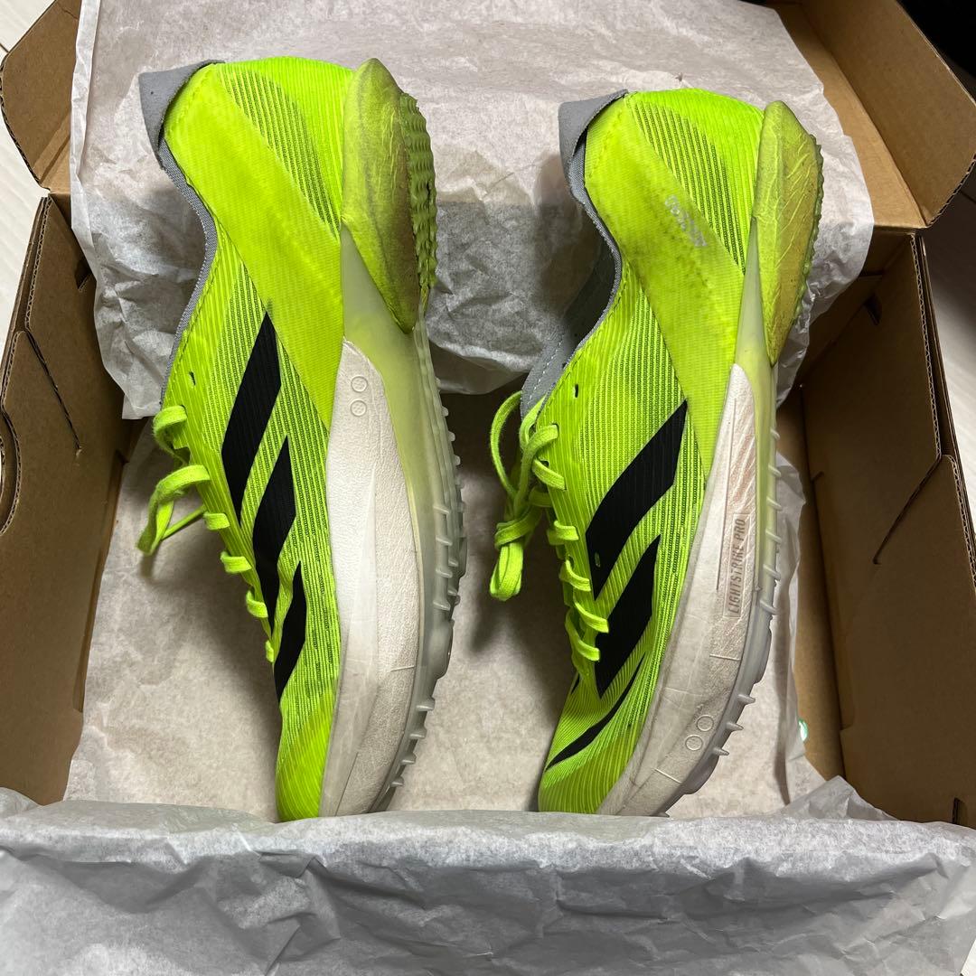 ADIZERO 26.0 陸上　シューズ