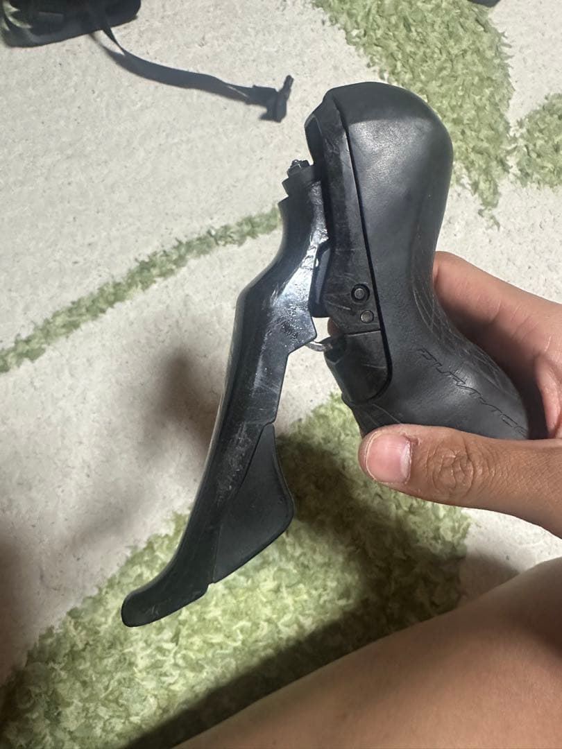 ULTEGRA r8000油圧11s STI破損あり