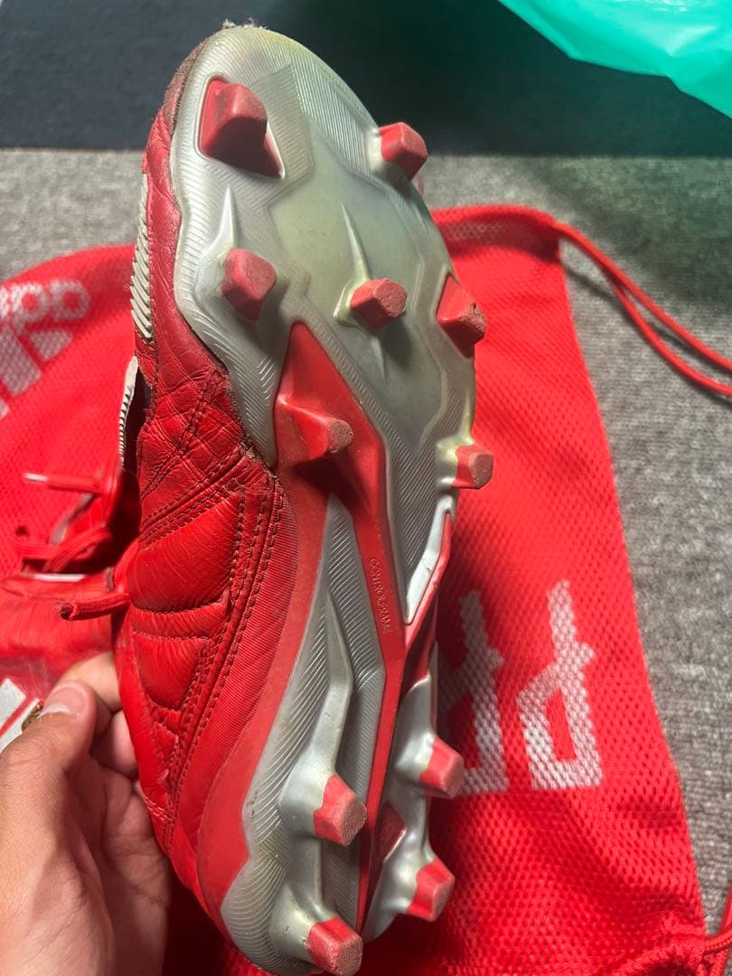 adidas プレデターマニア　復刻版