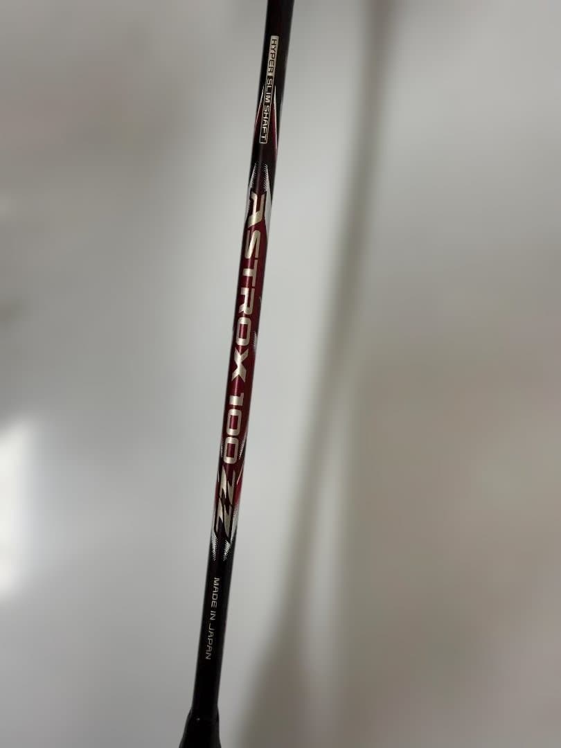 バドミントン　YONEX ASTROX100ZZ 4U6G
