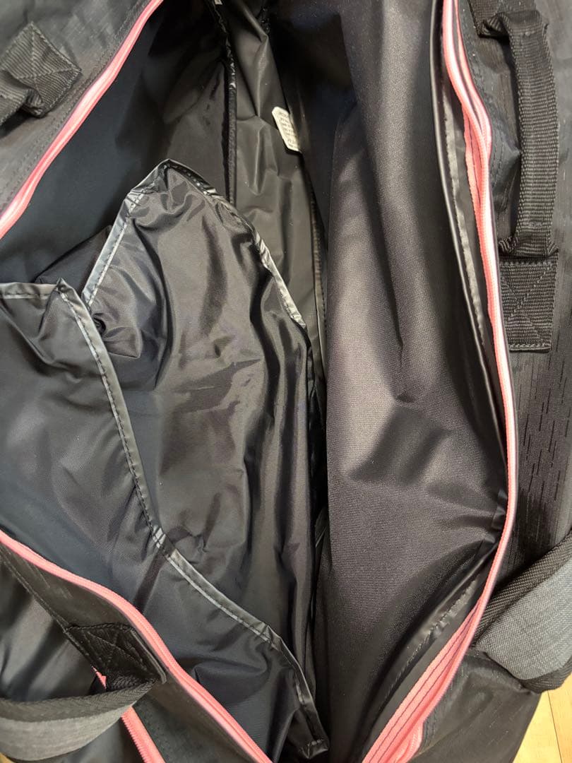 YONEX ラケットバッグ 　BAG2132R　 黒/ライトピンク　美品　6本用