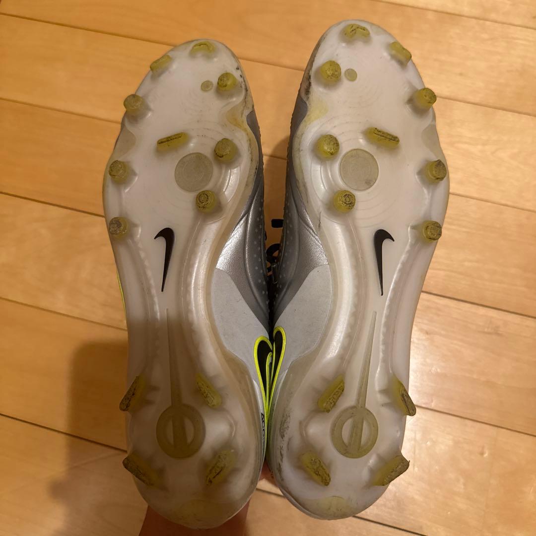 Nike ティエンポ　天然芝用　27.5cm