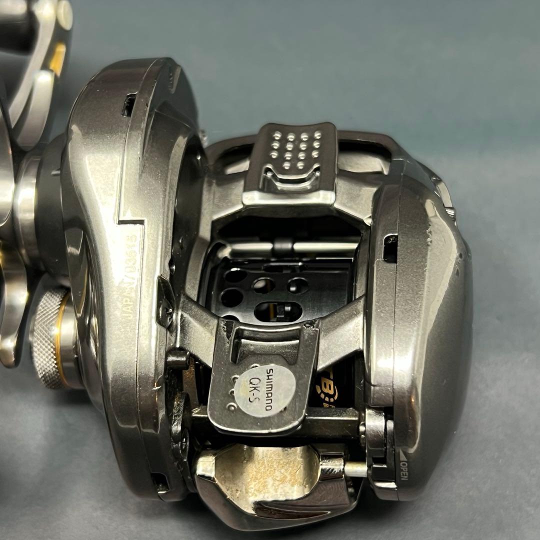 シマノ16アルデバランBFS XG 右ハンドル ベイトリール ベイトフィネス