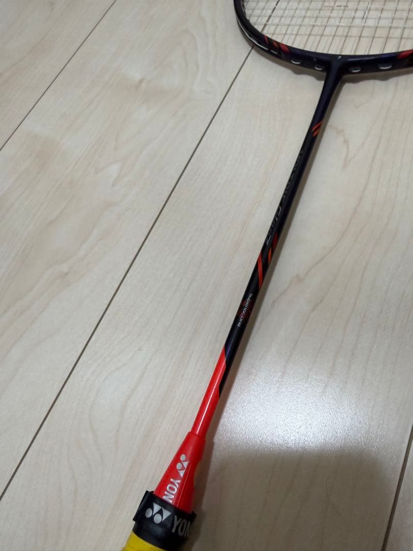 YONEX VOLTRIC GlanZ バドミントンラケット