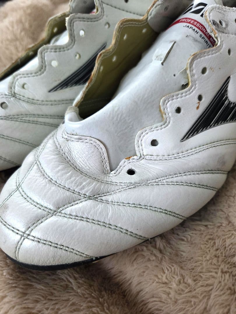 Mizuno Morelia NEOサッカースパイク　取り替え