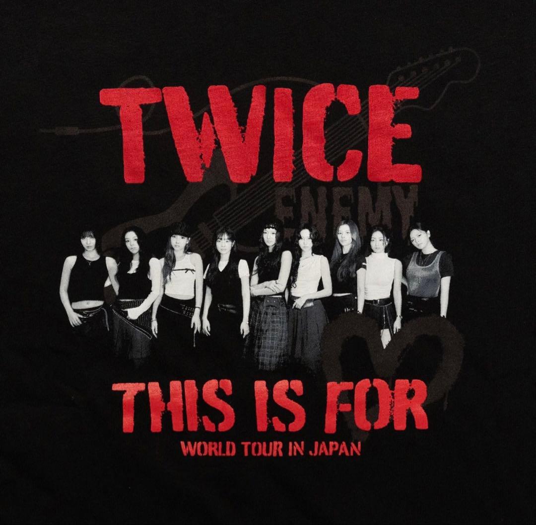 新品未開封　TWICE 『ENEMY』 PHOTO T-SHIRT Lサイズ