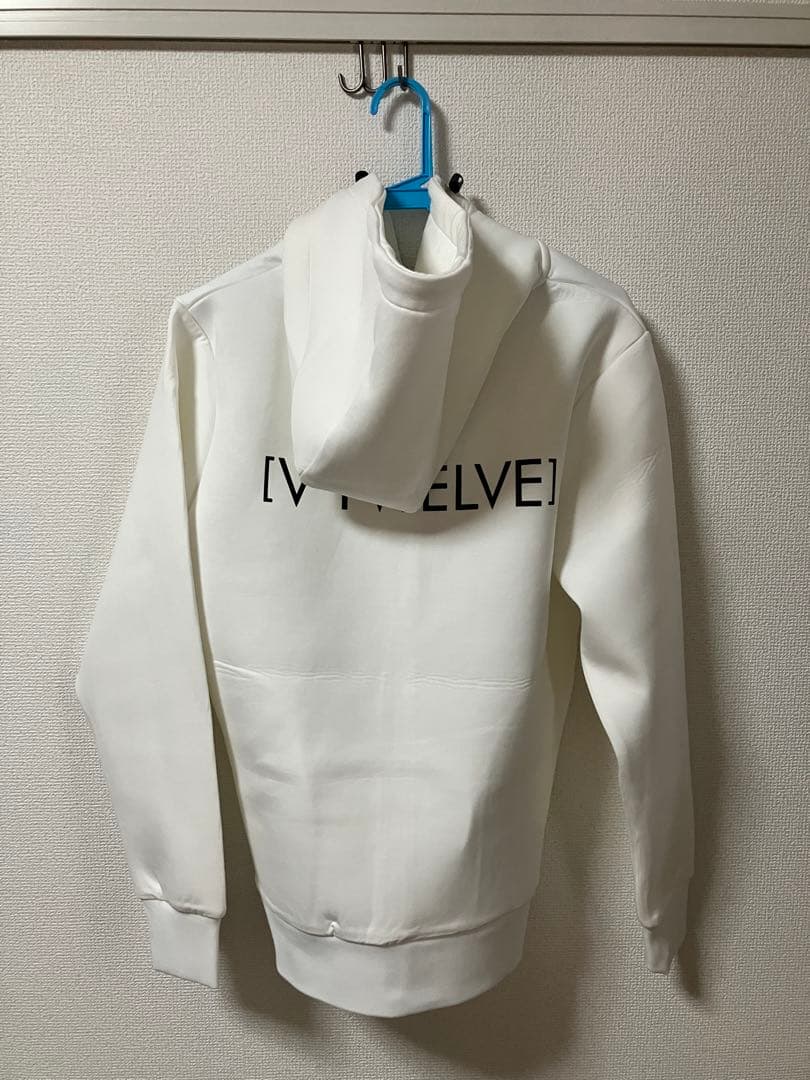Mサイズ v12 新品！VTWELV CIRCLE LION PARKA