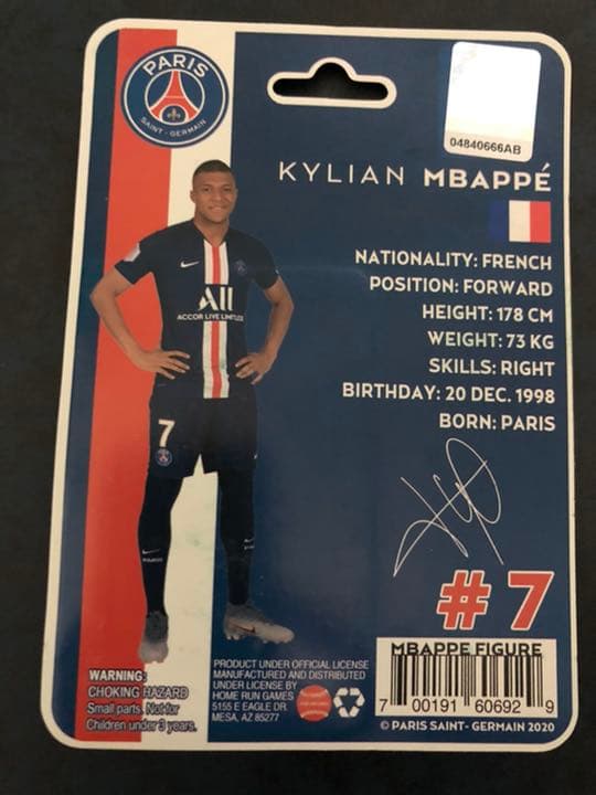 フランス代表エムバペ　海外製？フィギュア