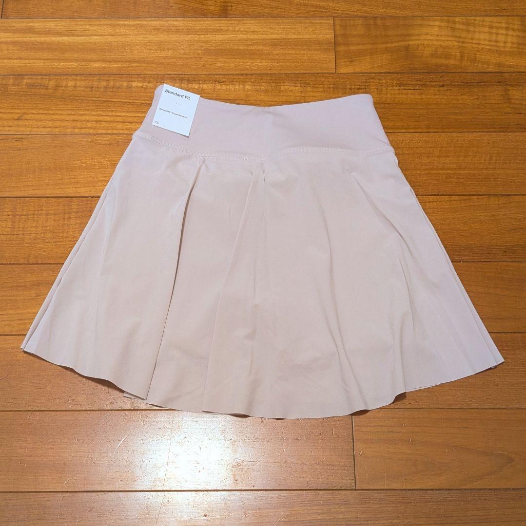 【新品】NIKE海外スコートS〜M