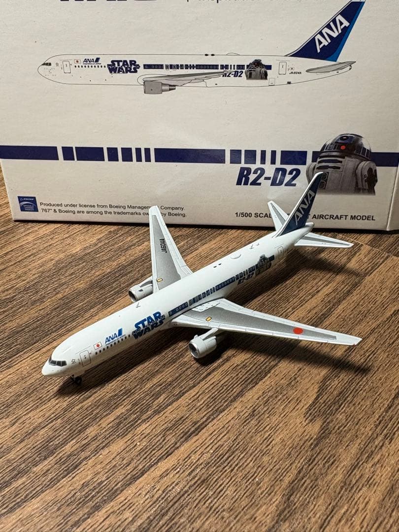 航空機・ヘリコプター ANA STAR WARS B767-300ER 1/500