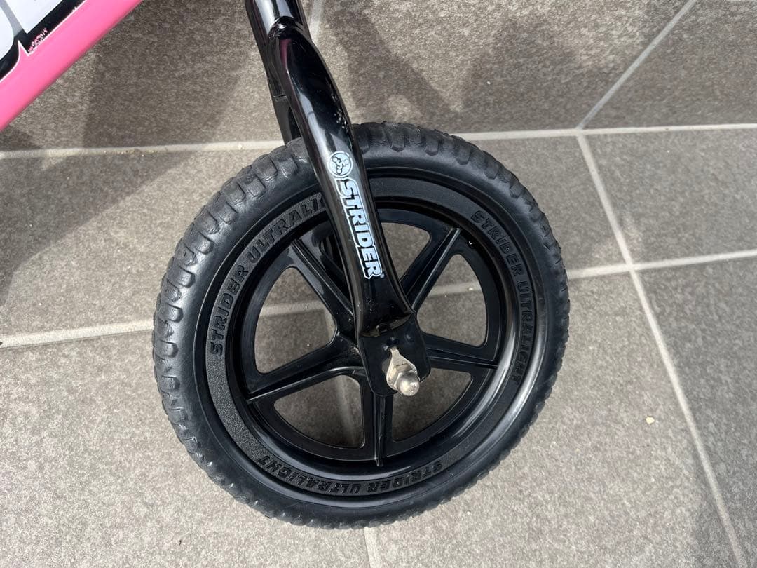 ストライダー スポーツモデル 12インチ ピンク