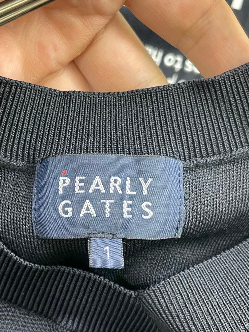 未使用級　PEARLY GATES ディズニー　ミッキーマウス Vネックベスト