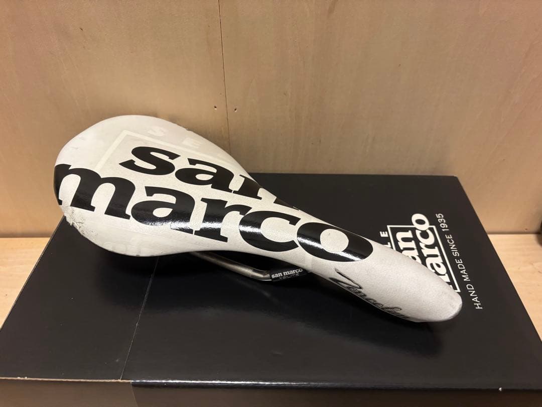 セラサンマルコ　ゾンコラン　白　selle san marco zoncolan